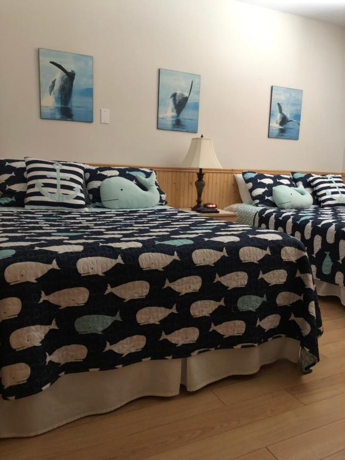 Hotel Sous La Croix 152725 Tadoussac Eksteriør billede